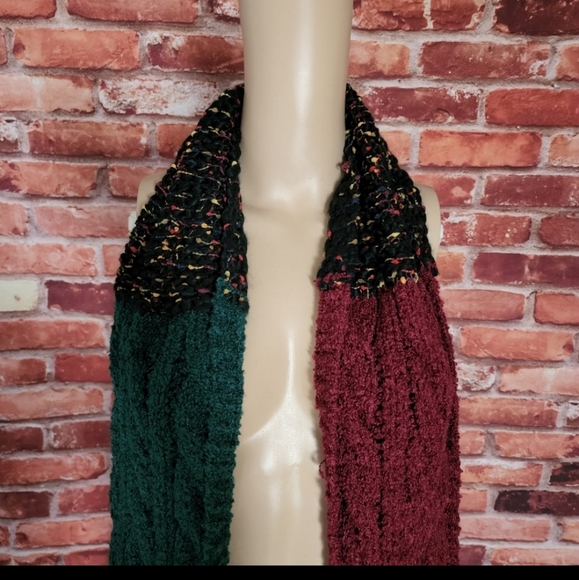 Free People Nova Tassel Chunky Scarf NWT - Picture 5 of 6